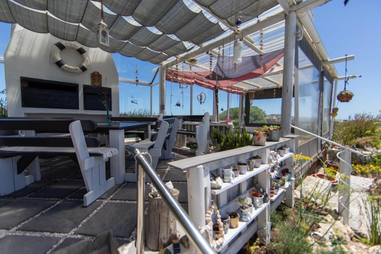 Farr Out Guest House Paternoster Exterior photo